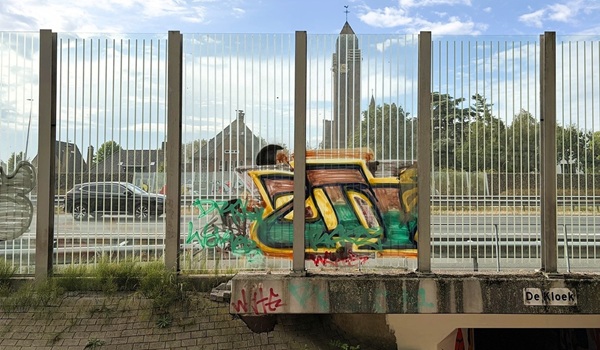 � L.A.W.V.VIA-VIA